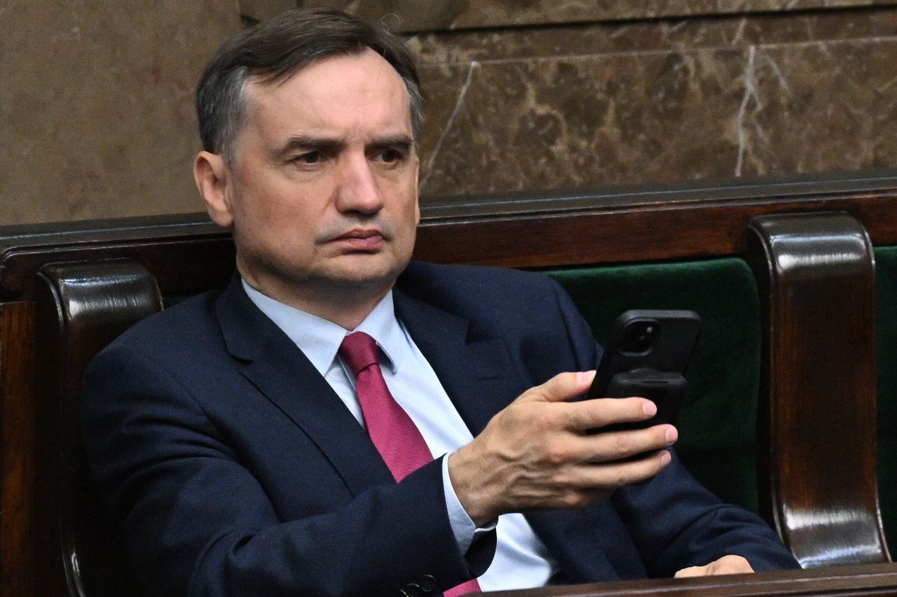 Sejm zgodził się na zatrzymanie Zbigniewa Ziobry. Ma pod przymusem trafić przed komisję ds. Pegasusa