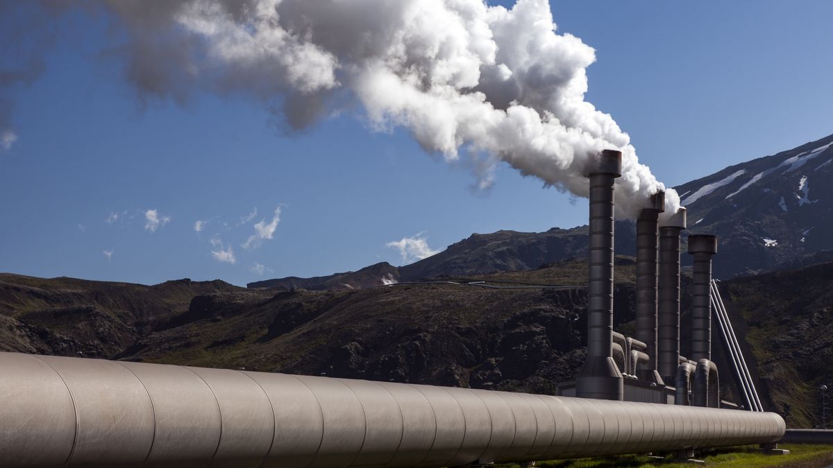 Energia geotermalna, Islandia, rurociąg