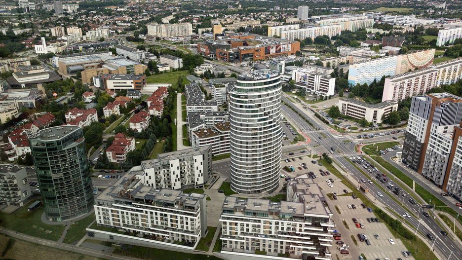 Tak prezentuje się widok z 4o pietra drapacza chmur w Rzeszowie