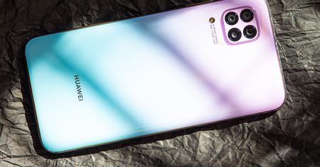 Ten smartfon mógłby być hitem - test Huawei P40 Lite