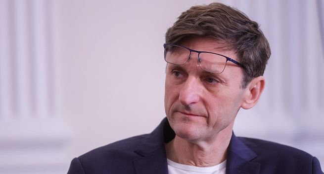 Członkowie KRRiT będą musieli spełnić konkretne wymagania. Chce tego ministerstwo