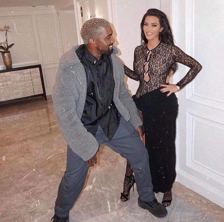Kim Kardashian świętuje 6. rocznicę ślubu z Kanye
