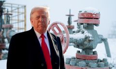 Europa obawia się szantażu Trumpa. Waszyngton może zagrać gazem