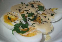 Jajka w sosie musztardowym
