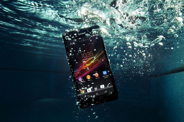 sony xperia z smartfon google edition pod wodą