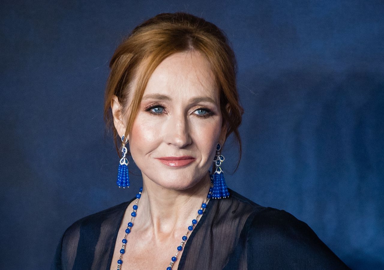 J.K. Rowling skrytykowana przez internautów. Powodem transfobiczne wpisy