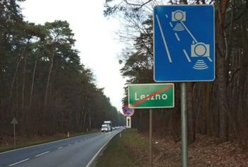 Odcinkowy pomiar prędkości w Kampinosie. Średnio 16 mandatów dziennie