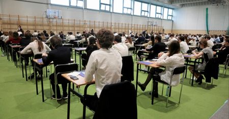 Ponad 2600 chętnych na jeden kierunek. Szturm na uczelnię w Warszawie