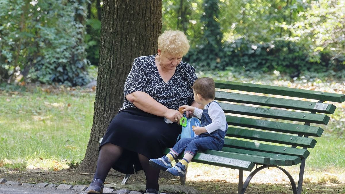 "Teściowa oszalała". Mama nie może znieść zachowania babci