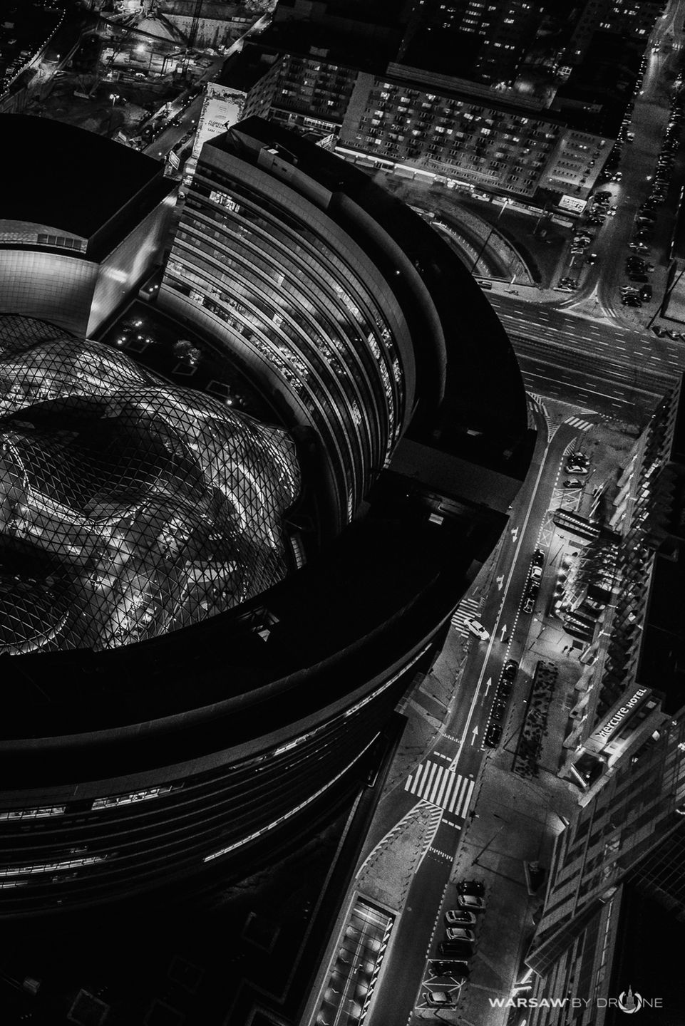 Poznajesz to miasto? Rafał Ganowski opowiedział nam o projekcie "Warsaw By Drone" 18
