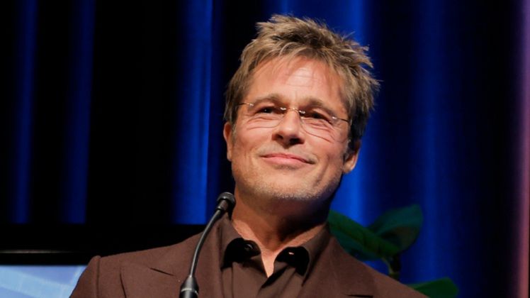 Brada Pitta zamieszkał już ze swoją ukochaną