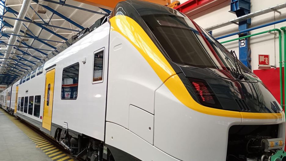 Alstom dostarczy 42 piętrowe pociągi dla PKP Intercity. To model Coradia Max