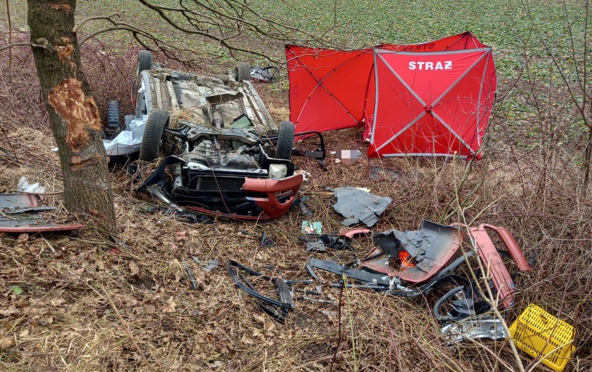 Zginęły dwie osoby. Policja apeluje