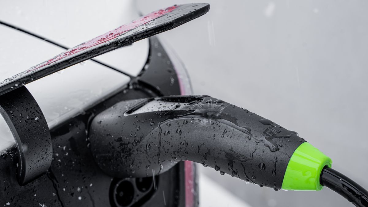 Ładowarka Habu to innowacyjne urządzenie, które ułatwi życie posiadaczom aut na prąd