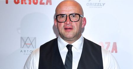 Zapytano go, ile dostał za promocję szczepień. Jego odpowiedź rozkłada na łopatki