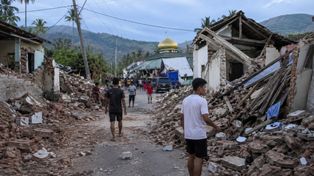 Potężne trzęsienie ziemi w Indonezji. Co najmniej 20 ofiar, odwołano zagrożenie tsunami