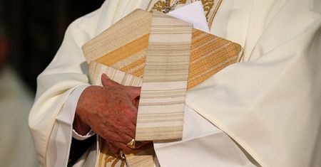 Watykan opublikował wyznanie ofiary pedofila. "Boję się księży"