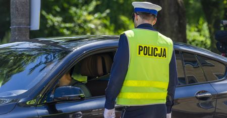 Znany krakowski aktor potrącił lexusem motocyklistę. Jerzy S. miał 0,7 promila alkoholu