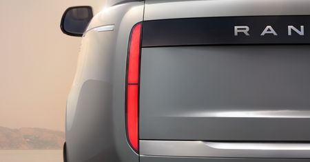 Elektryczny Range Rover przechodzi testy. Otwarto listę oczekujących