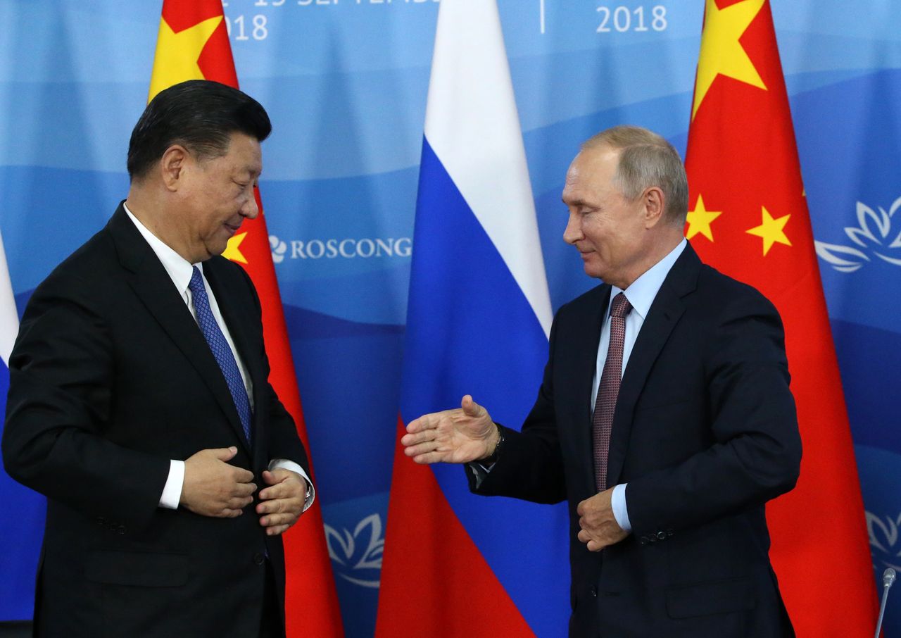 Xi Jinping nie pomaga Rosji. "Chiny to specyficzny gracz"