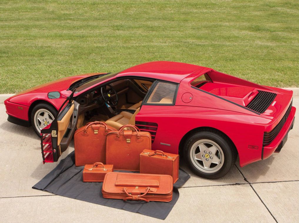 Ferrari Testarossa z 95 milami na liczniku na sprzedaż 2