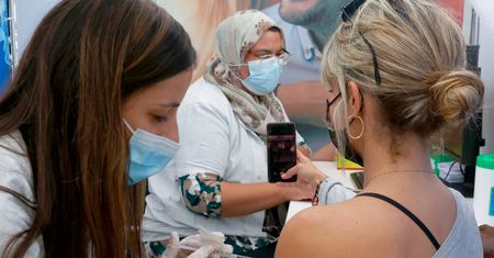 W Izraelu szczepią już trzecią dawką. Coraz większy niepokój przed wariantem Delta koronawirusa