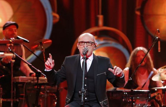 Muzyczne show „Od Opola do Opola” w TVP1. Andrzej Krzywy prowadzącym