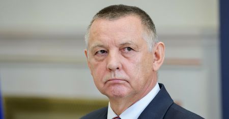 Prezes NIK żartobliwie "zaprasza" posłów na swoje wystąpienie w Sejmie. "Dziś nie ma urodzin"