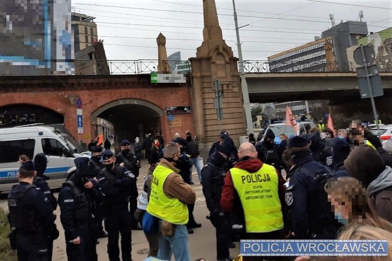 Wrocław. Aktywiści zablokowali centrum miasta. Policja kieruje wnioski do sądu o ukaranie