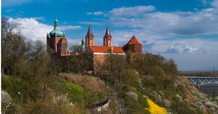 Obiekt odzyska blask. Prace przekroczyły już półmetek