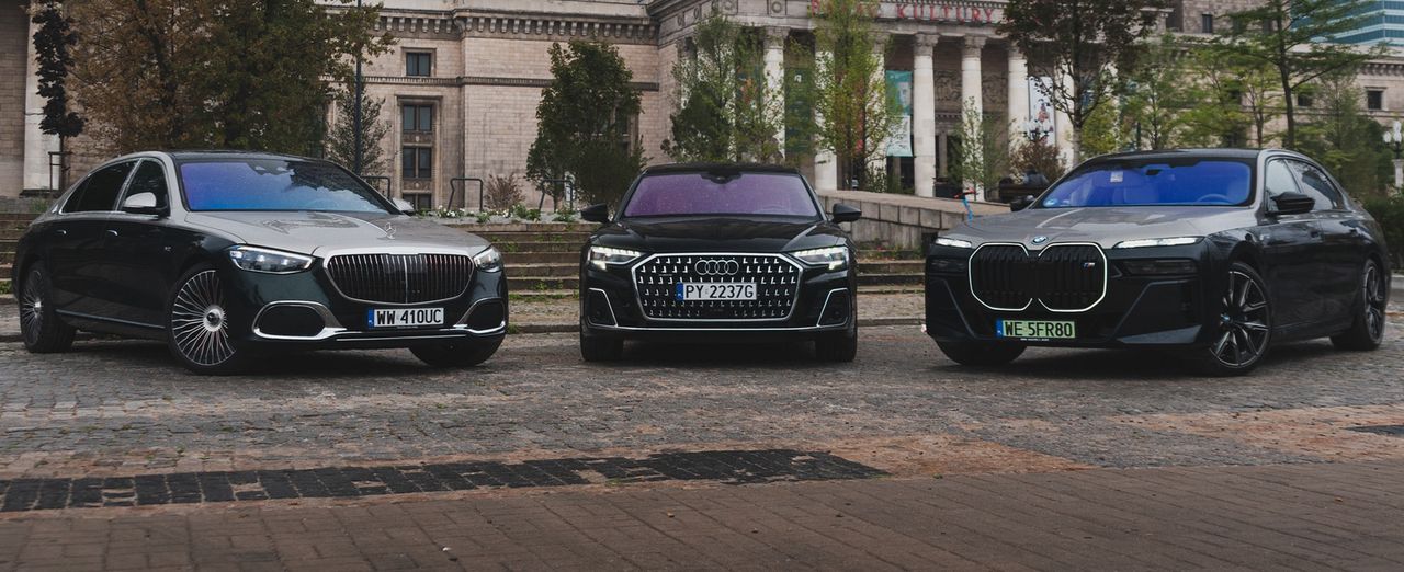 Porównanie: hybrydowe Audi A8, elektryczne BMW i7 oraz Mercedes-Maybach S680 z V12 - ostatnie spotkanie na szczycie
