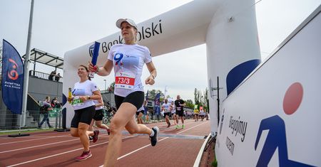 Pomaganie przez sport. Każdy krok ma znaczenie dla zdrowia psychicznego dzieci