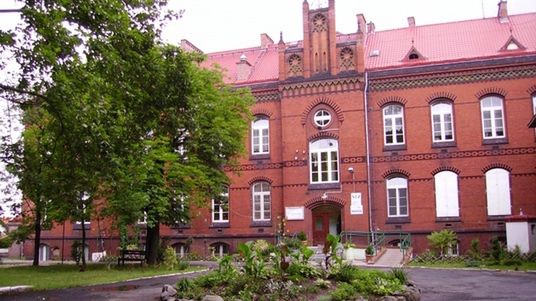 Dom Pomocy Społecznej w Chojnowie "Niebieski Parasol".