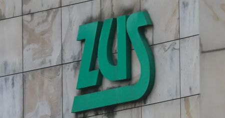 Średnio ok. 350 złotych. Ruszają wypłaty renty wdowiej