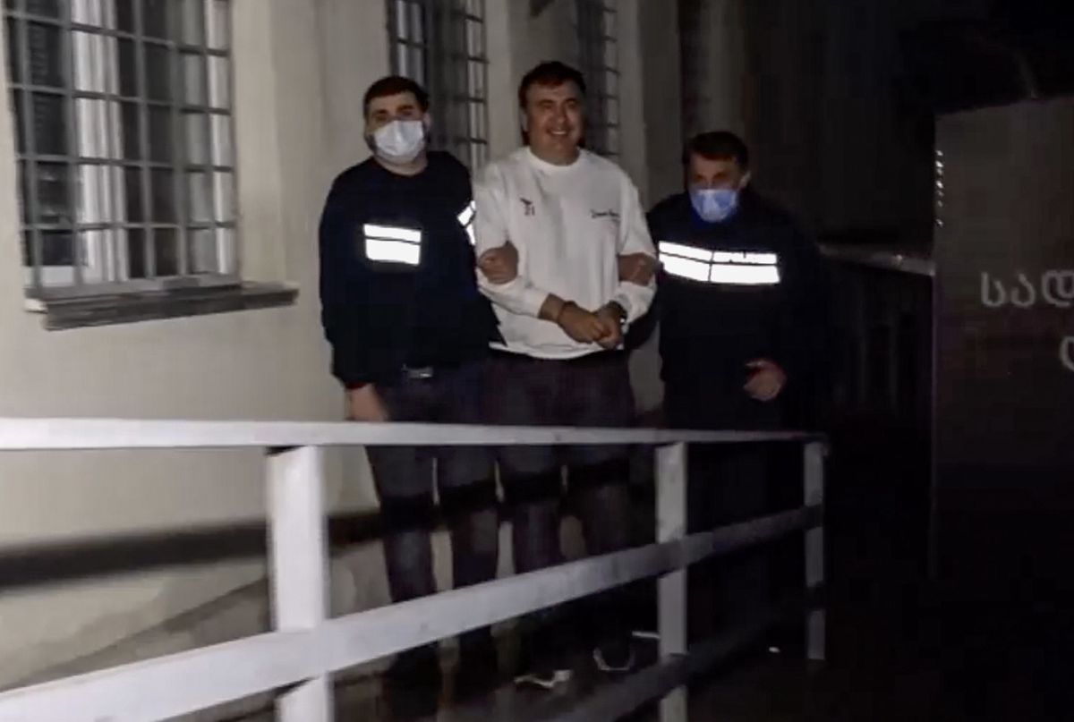Saakaszwili w więzieniu. Rozpoczyna głodówkę i pisze list do wyborców 