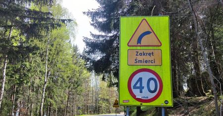 Oto prawdziwy Zakręt Śmierci. Ma własny znak i ponurą historię. Gwarantuje też piękne widoki