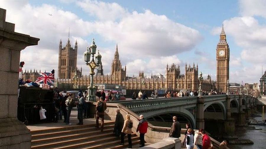 Londyn zarzuca Unii piętrzenie trudności przy negocjowaniu umowy handlowej.
