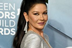 Catherine Zeta-Jones wygina się na jachcie. Trudno uwierzyć, że ma 51 lat