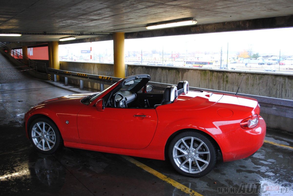 Mazda MX-5 III (NC)