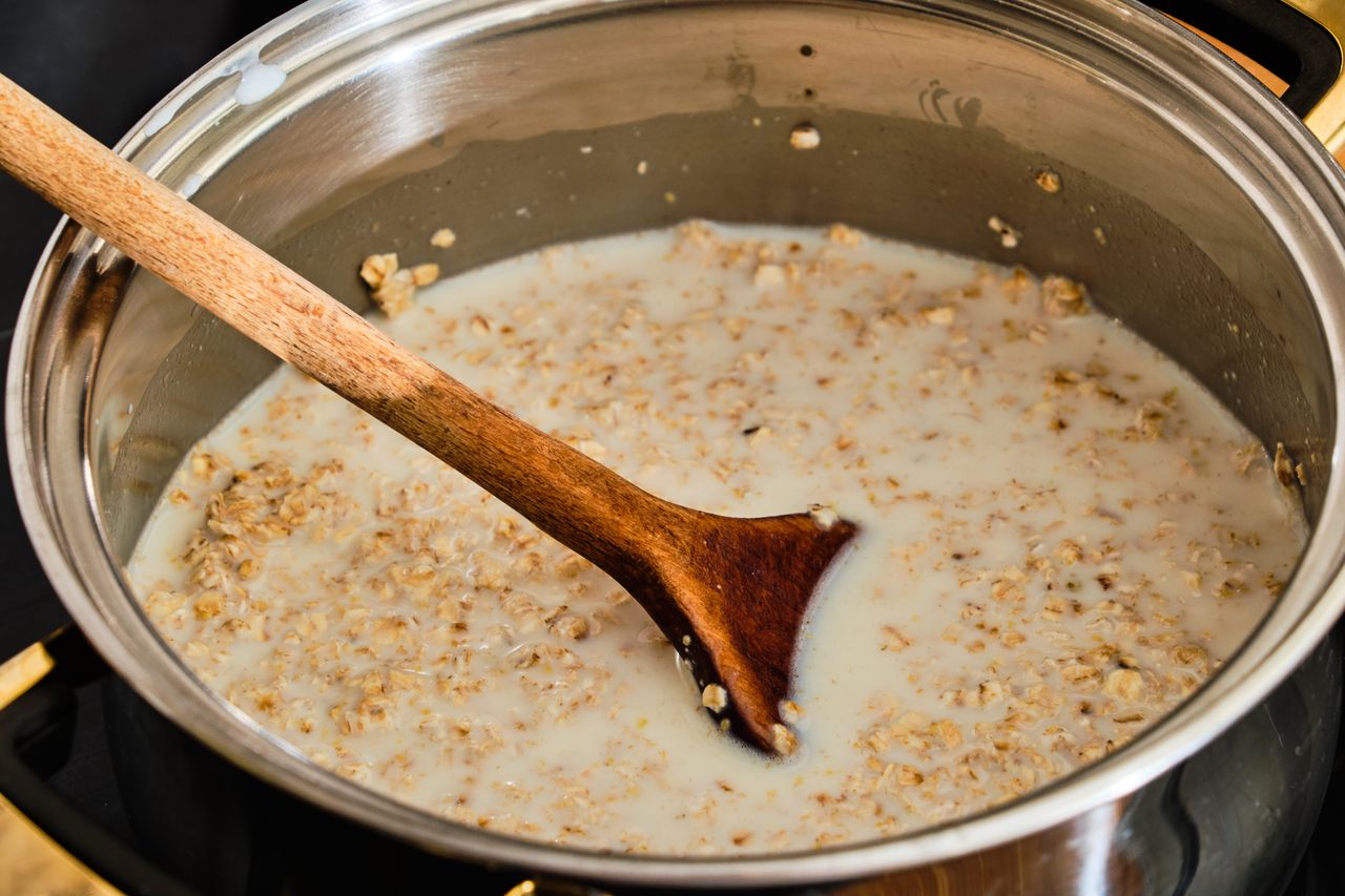 Is cooking oatmeal necessary? Surprising truths revealed