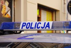 Zakrwawiony mężczyzna wszedł do sklepu w Warszawie i umarł. Nieoficjalnie: Miał zostać raniony nożem