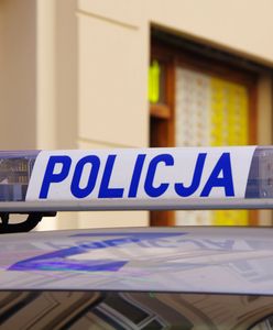 Zakrwawiony mężczyzna wszedł do sklepu w Warszawie i umarł. Nieoficjalnie: Miał zostać raniony nożem