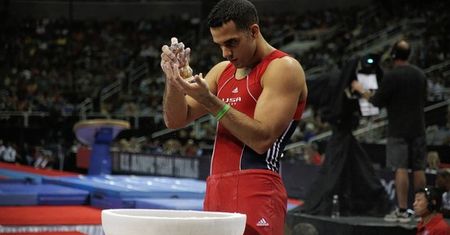 Do czego olimpijczycy używają gumisiów, miodu i Coca-Coli?
