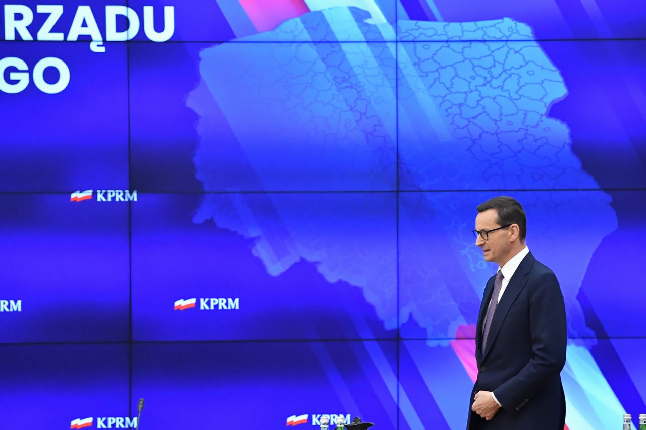 Trwa wyprzedaż polskich obligacji. Pękła granica, a rząd ma rosnący problem