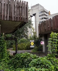 Weszli do tajemniczego "Klubu 100" przy ulicy Sobieskiego w Warszawie. Pokazali, co tam znaleźli