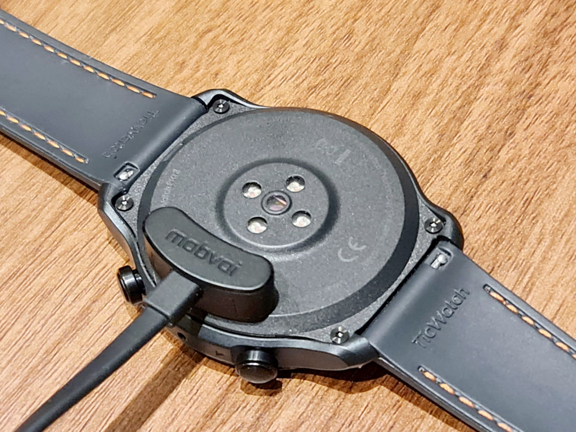 Wear OS uratowany. Test Mobvoi TicWatch Pro 3 GPS z dwoma ekranami 6