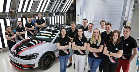 Volkswagen i Nissan ogłaszają podwyżki dla pracowników w USA