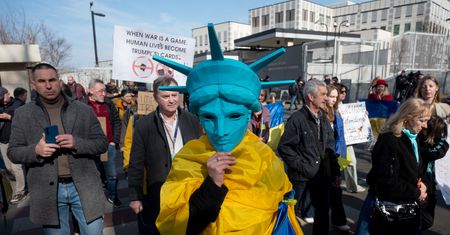 "Dobrowolna deportacja". 200 tys. Ukraińców opuści USA?