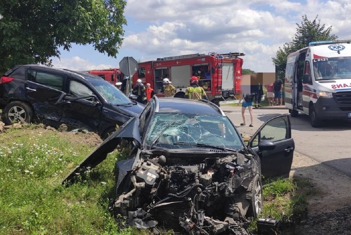 Nie ustąpił pierwszeństwa przejazdu i doprowadził do zderzenia. Jest apel policji