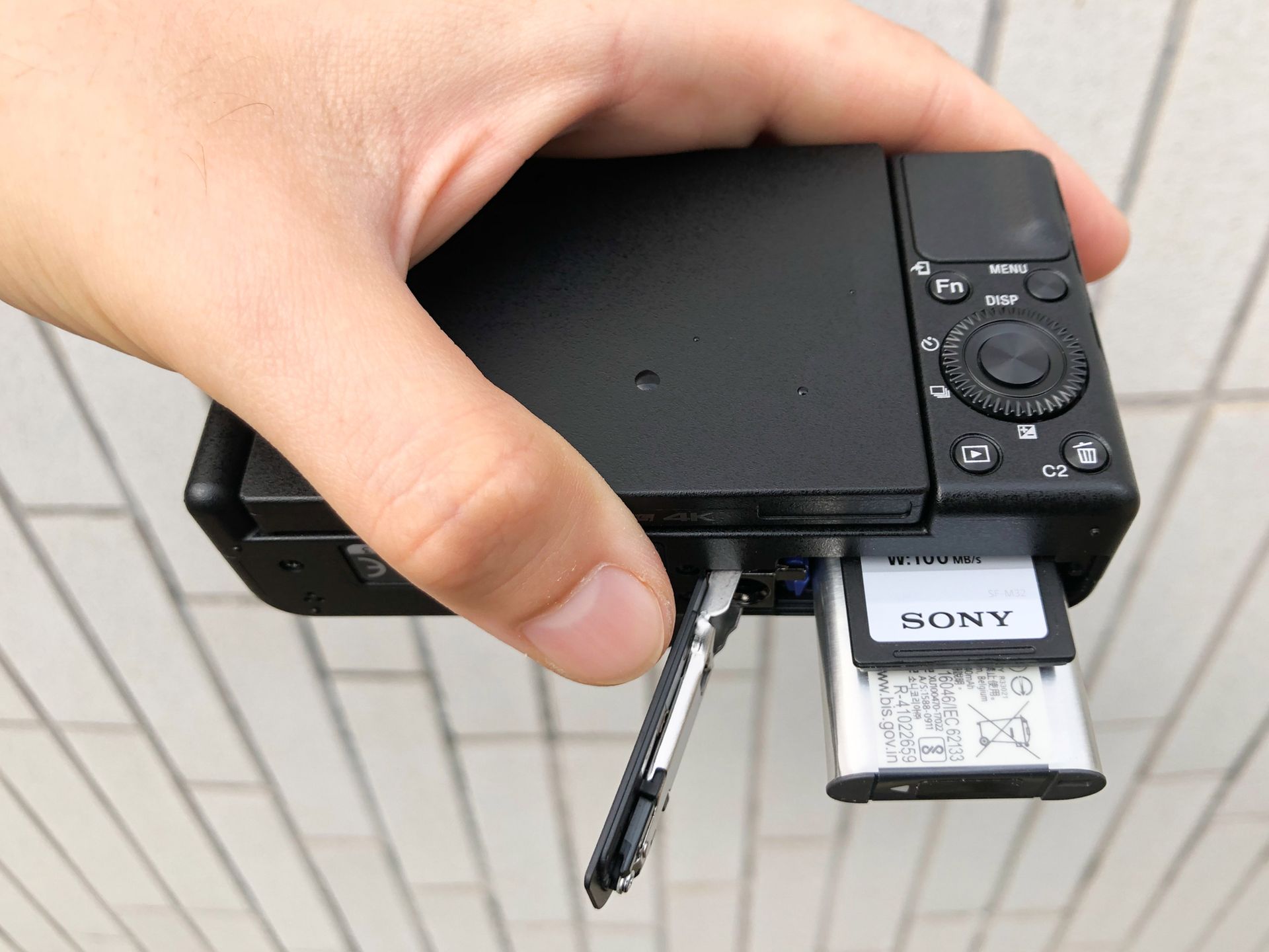 Sony ZV-1, czyli kompakt dla wlogerów w naszych rękach 12